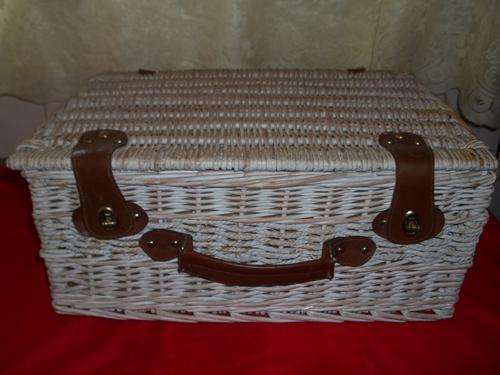 WICKERS PICKNIC  BUSKET