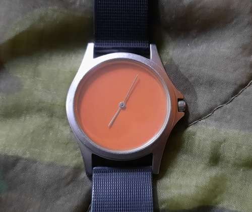 8x Watches. (1 mechanical, 1x digital 6x Quartz)