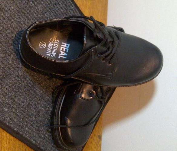 black school or office shoes for men size 8
