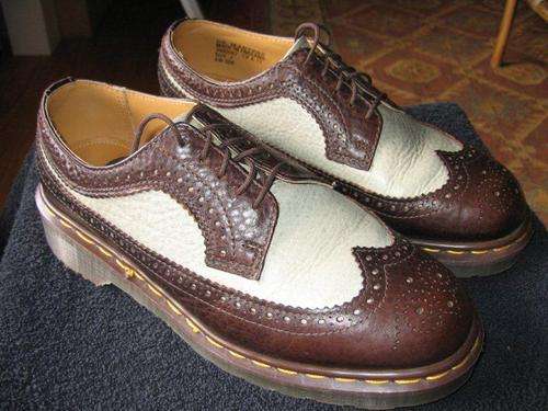 IMPORTED DR MARTENS BROWN/BEIGE WINGTIP BROGUES - UK7