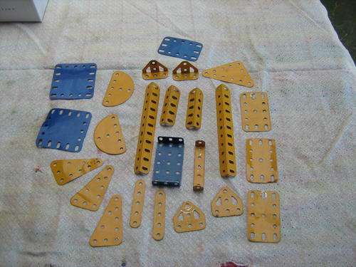 VINTAGE MECCANO PIECES X94