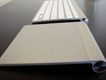 Apple wireless keyboard (2 days old)