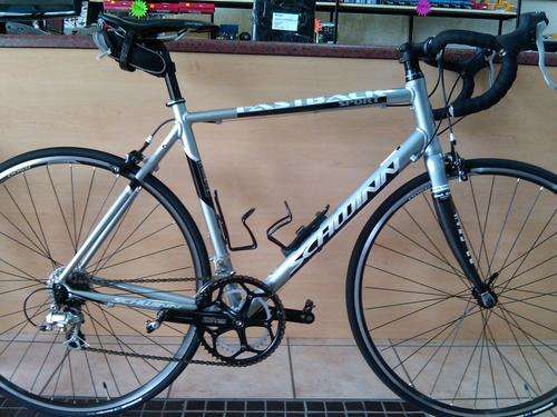 Schwinn Fastback Sport (L) Road bike