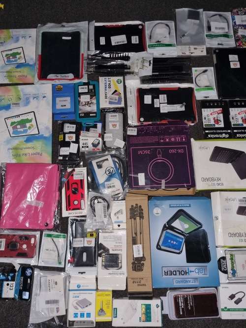 BOX FULL OF CELL AND TECH ITEMS FOR SALE! LATE ENTRY GRAB A BARGAIN!MONEY TO BE MADE!