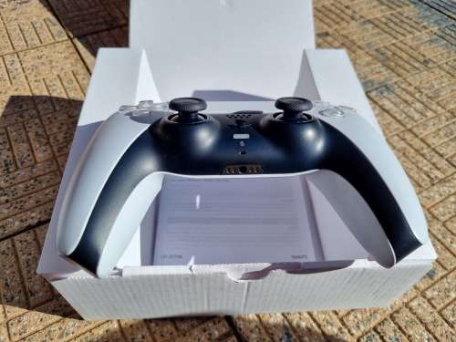 PLAYSTATION 5 DUAL SENSE CONTROLLER EXCELLENT CONDITION 9/10! BARGAIN LAST ONE!