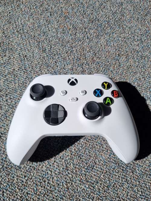 XBOX SERIES S/X CONTROLLER OPEN BOX!ROBOT WHITE! 9.5 out of 10!