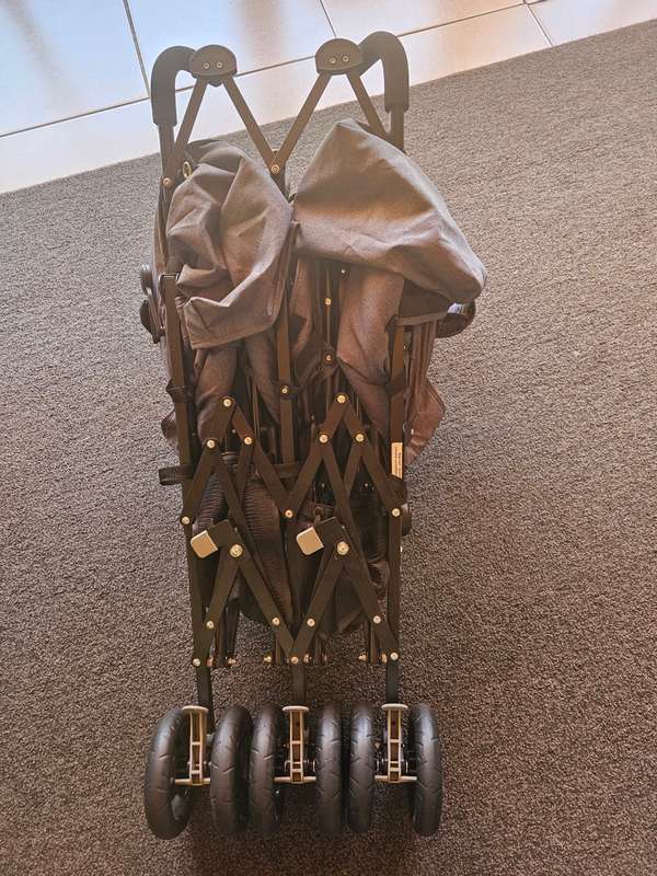 Chelino Tico Twin Stroller brand new opened for pictures LAST ONE BASRGAIN
