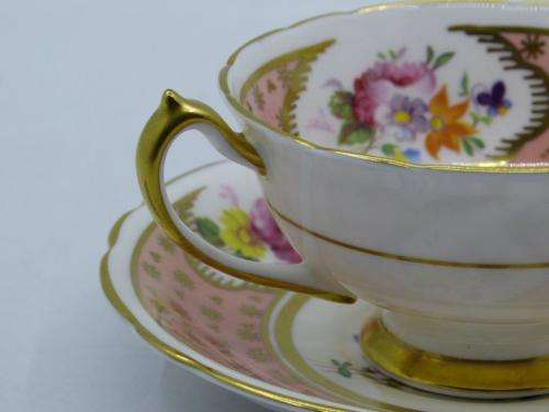PARAGON VINTAGE DUSTY PINK AND GOLD TEA CUP AND SAUCER WITH CABBAGE ROSES.