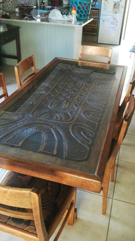 engraved table with 6 chairs