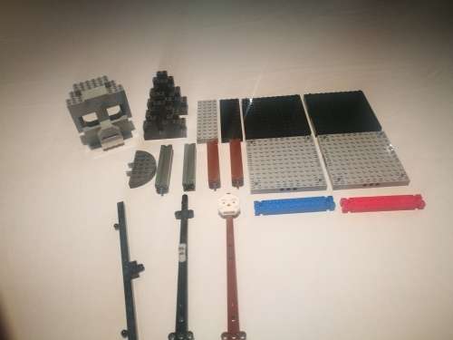 LEGO SET - 1050 Pieces with Special sets, 10 LEGO characters + Manuals