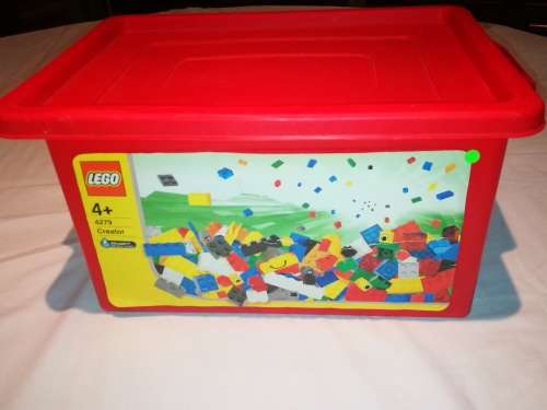 LEGO SET - 1050 Pieces with Special sets, 10 LEGO characters + Manuals
