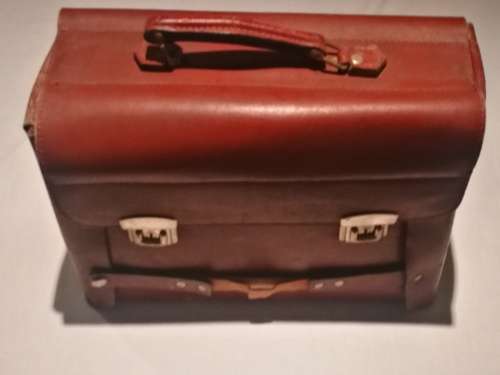 Vintage Leather Gun Suitcase