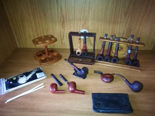 Vintage Collection of 12 Smoking Pipes(Dunhill, Plumb, Parker, Byford) + Pipe Stands + Pipe Cleaners