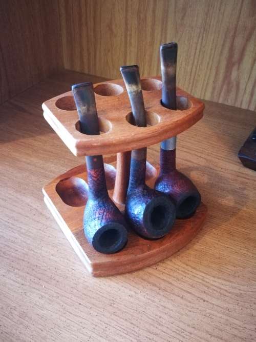 Vintage Collection of 12 Smoking Pipes(Dunhill, Plumb, Parker, Byford) + Pipe Stands + Pipe Cleaners