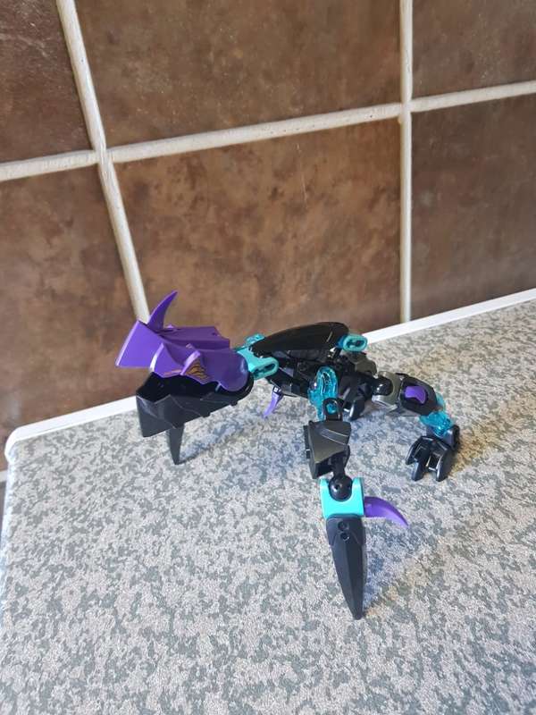 14 x LEGO "Hero Factory" Figures ++ Extra loose pieces