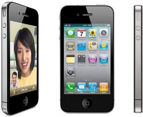 Apple iPhone 4 - 16GB with bumper cover - Unlocked