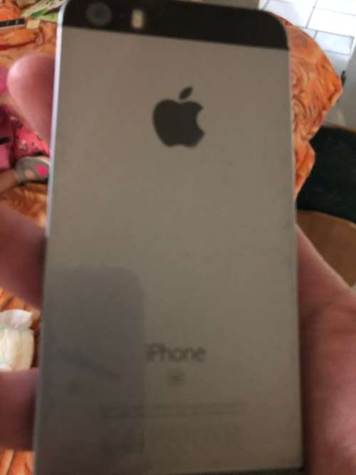 iPhone SE 16Gb + Extras - As New