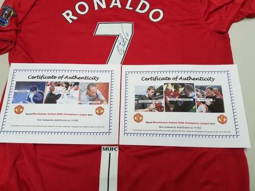 Signed Manchester United Champions League Winners 2007/2008 Shirt with COA
