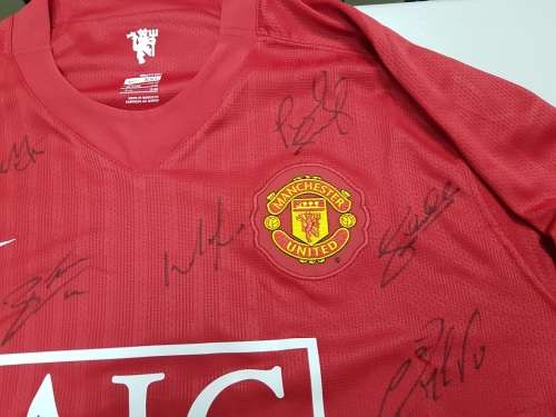 Signed Manchester United Champions League Winners 2007/2008 Shirt with COA