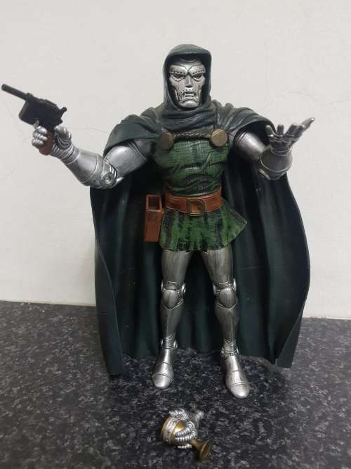 Marvel Select  Doctor Doom Loose Figure