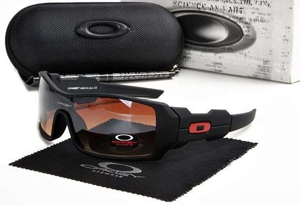 **Oakley's Gents Eyeware - Including Box and Certification**