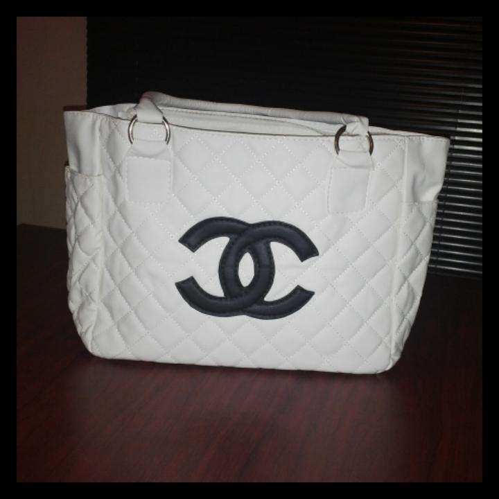 Ladies Designer Quilted Handbag**Only one Avail**In Stock**
