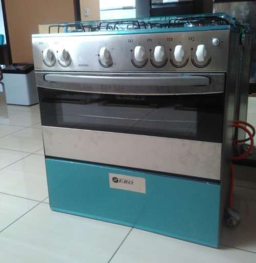 6 BURNER MIX MATCH ZERO APPLIANCES FULL GAS STOVE - SHOP SOILED - NO GUARANTEE