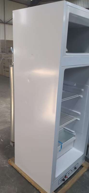 Zero Appliances 230Ltr Gas and  Electric FridgeFreezer (Factory Seconds) - UNBOXED