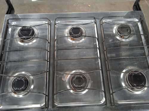 6 Burner Gas Stove with Gas Oven (Black) - Not Boxed - Second Hand
