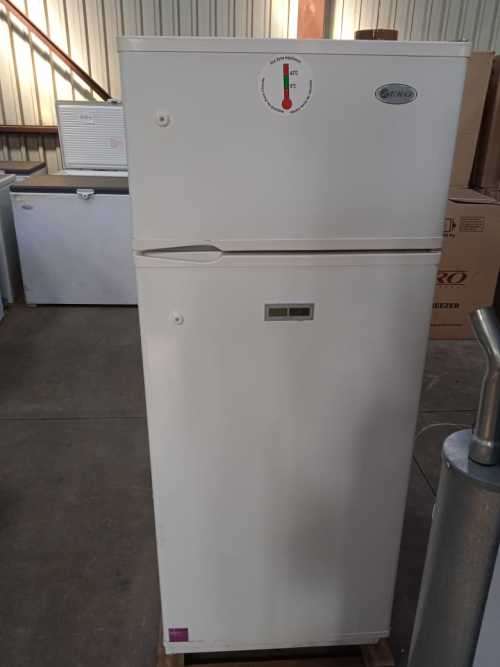 Zero Appliances 230Ltr Gas and Electric Fridge Freezer (Factory Seconds) - UNBOXED