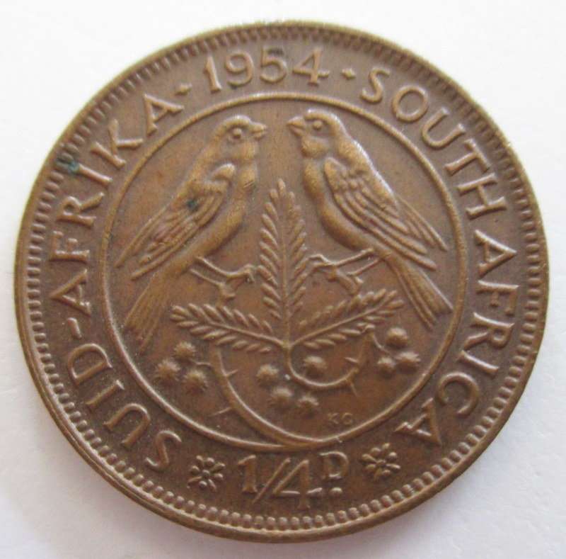 A 1954 SOUTH AFRICAN FARTHING