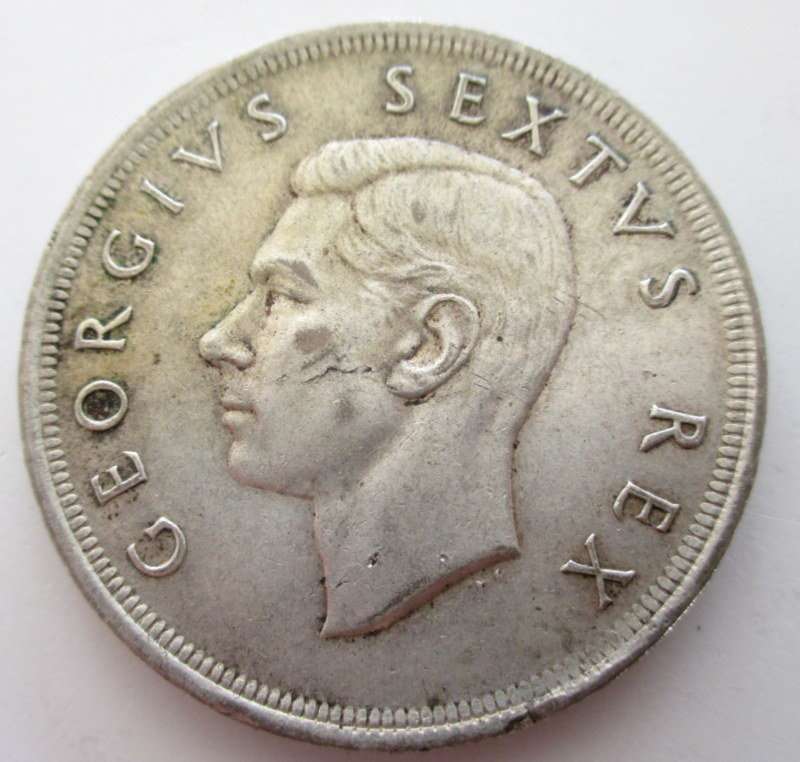 A 1952 SOUTH AFRICAN FIVE SHILLING