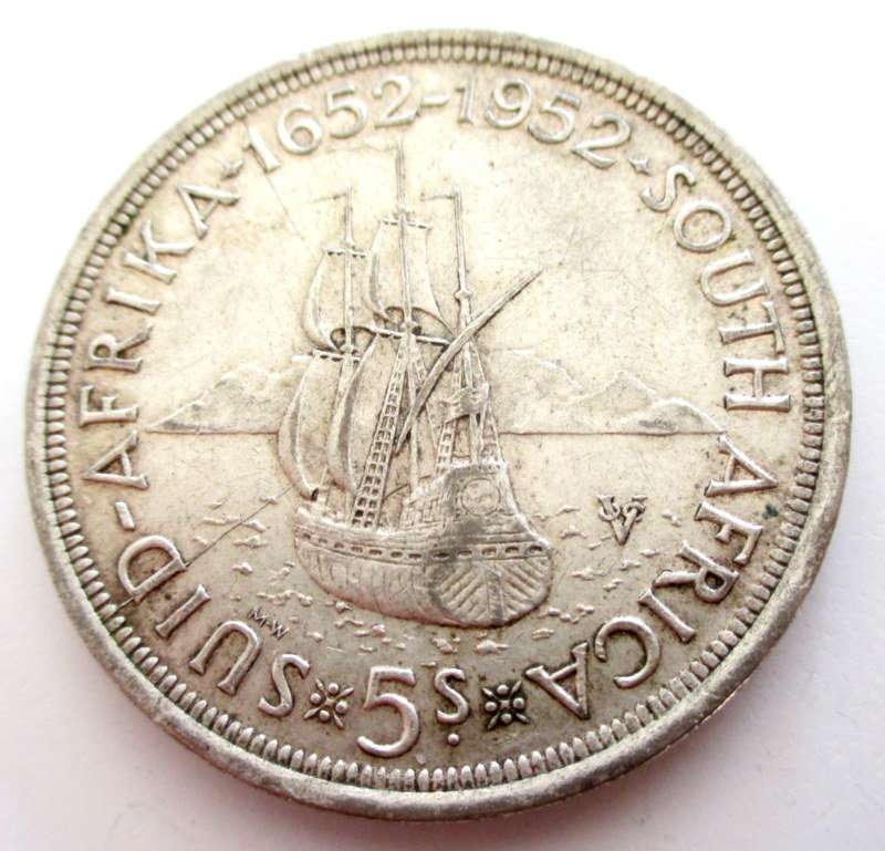 A 1952 SOUTH AFRICAN FIVE SHILLING