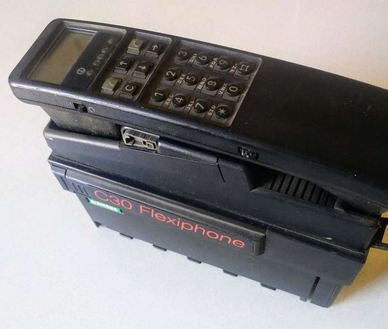 Rare old collectable Siemens C30 carphone / flexiphone