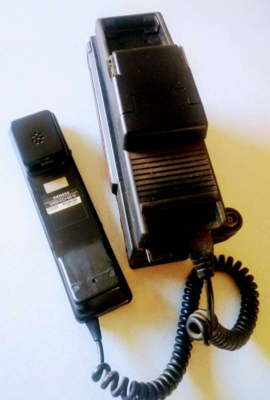 Rare old collectable Siemens C30 carphone / flexiphone