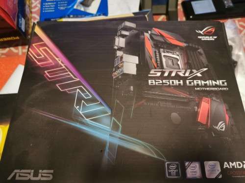 ASUS ROG STRIX B250 GAMING LGA1151 Motherboard + Intel 2.4ghz / 3.0ghz processor +1gb RAM