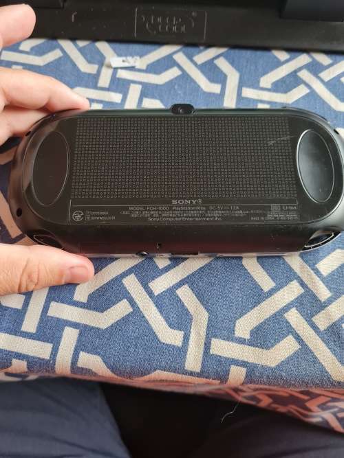 Playstation PS Vita PCH 1104- Ver. 3.68, 128gb SD2Vita ,Custom Firmware Enso (C03)