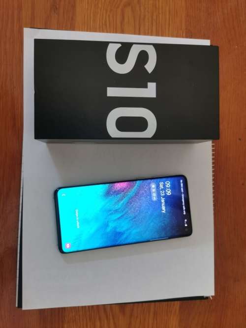 Samsung Pearl White S10 - SM-G973F - excellent condition with box and generic charger
