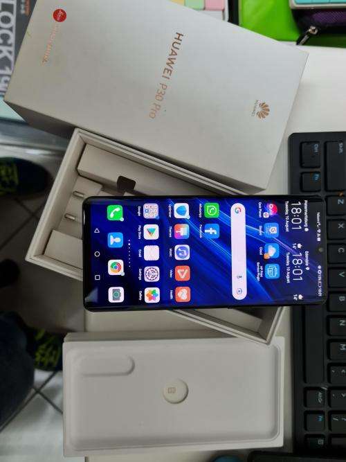 Huawei P30 PRO 256GB - Black (Excellent condition)