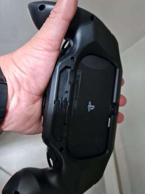 PS VITA 2000 - Black - Henkaku Enso 3.68 Installed - 128gb SD2VITA (C05)