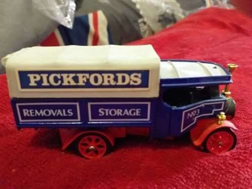 Matchbox Models of yesteryear Pickford's Steam truck . No box