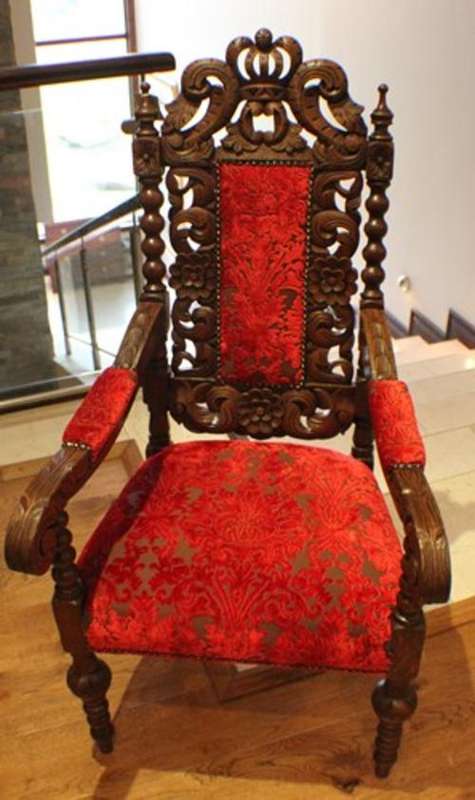 Throne chair Victorian