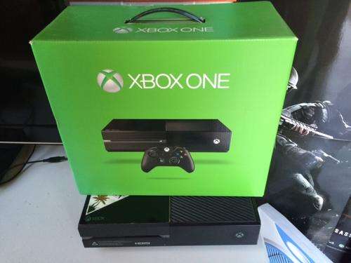 Xbox One Bundle (500GB + 2 Controllers + 3TB HDD + 2 Games)