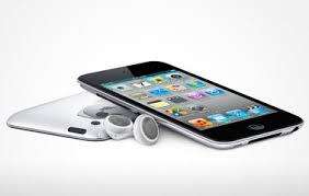 APPLE IPOD TOUCH*A136*MC540BT/A*4TH GEN*8 GB *BLACK*POUCH*USB CABLE*HEADPHONE*CHARGER*GOOD CONDITION