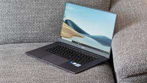 Huawei MateBook D 14 2021 14-inch 8GB Core i5-1135G7 512GB  Mystic Silver-INTEL IRISx   GRAPHICS
