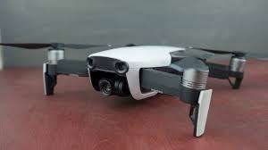 BOXED DJI MAVIC AIR WHITE|REMOT CONTROLLER|4 BATTERIES|POUCH|BOX| 2 SET OF PROPELLERS|GOOD CONDITION