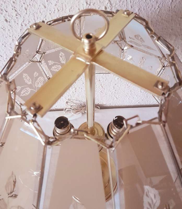 Vintage Brass Stand 12 pane floral Etched Glass Dome Shade Lamp