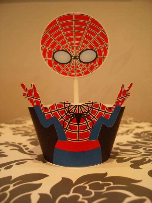 Spiderman Cupcake wrappers (8)
