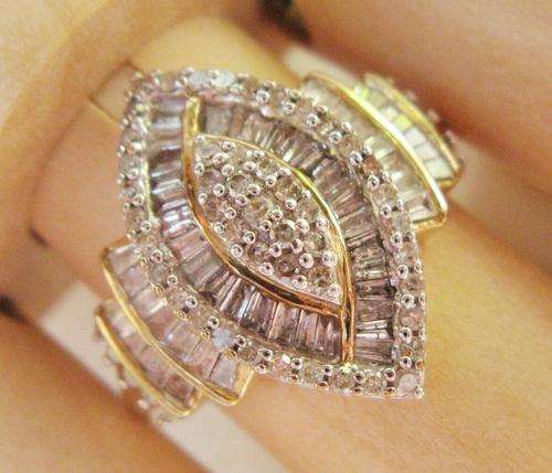***R56 800*** A FINE 9CT GOLD 1.50 CARAT BAGUETTE DIAMOND LADIES ENGAGEMENT RING SIZE R