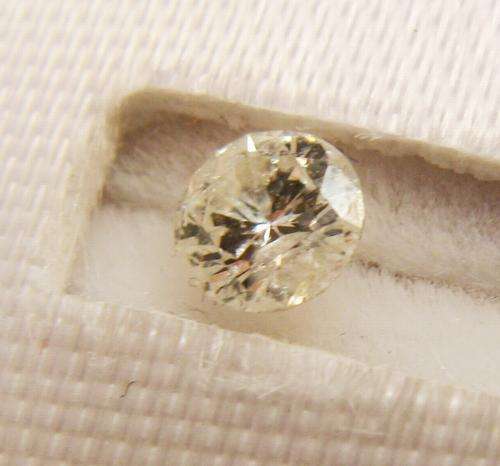 .20 ct BRILLIANT EYE CLEAN ROUND CUT DIAMOND